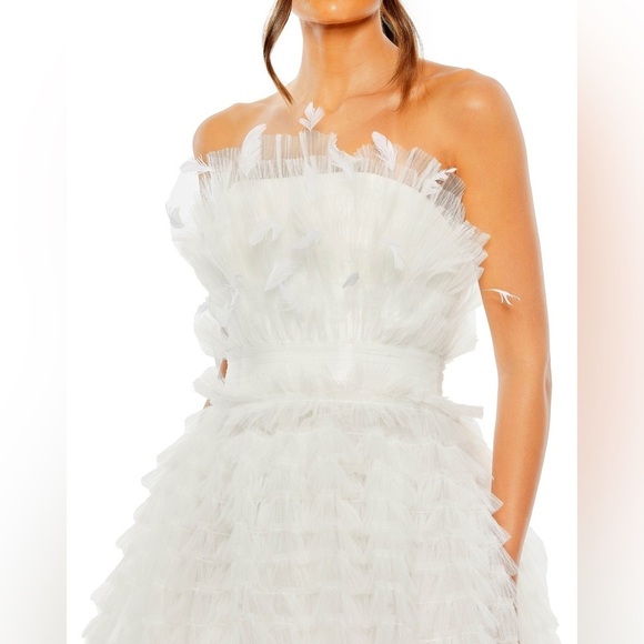 Mac Duggal 20530 NWT White Strapless Ruffle Gown with Feathers - Picture 3 of 13